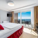 Villa Luxury Seventh Heaven With Heated Pool, Hot-tub, Gym, Panoramic Views On Town Split