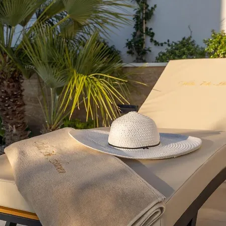 Villa Luxury Seventh Heaven With Heated Pool, Hot-tub, Gym, Panoramic Views On Town Split *