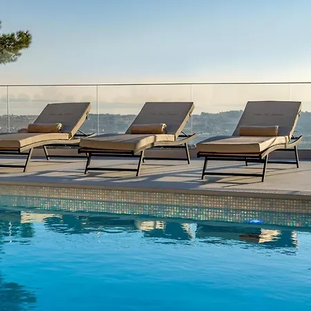Villa Luxury 7th Heaven With Heated Pool, Hot-tub, Gym, Panoramic Views On Town Split *