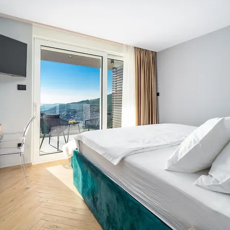 Villa Luxury Seventh Heaven With Heated Pool, Hot-tub, Gym, Panoramic Views On Town Split